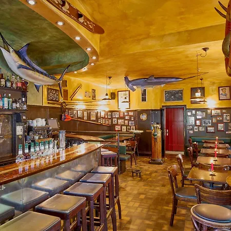 Hemingway's 2* Heidelberg