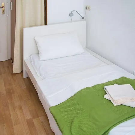 Hemingway's بيت ضيافة