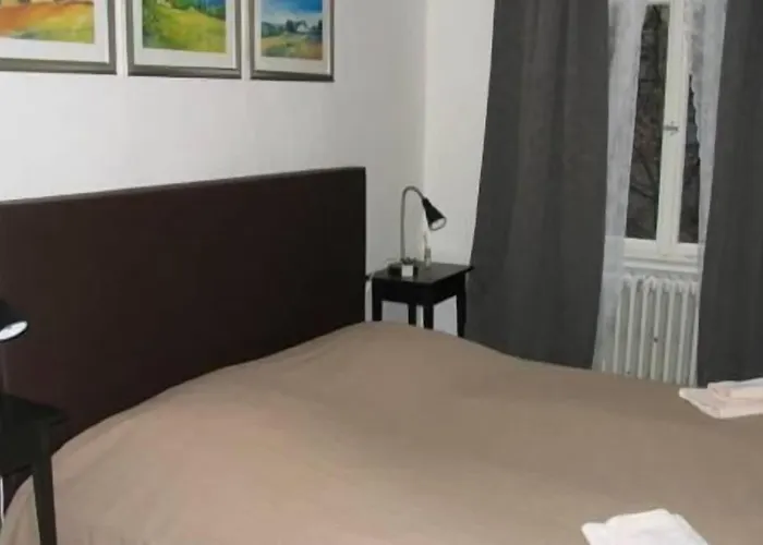 招待所 Hemingway's